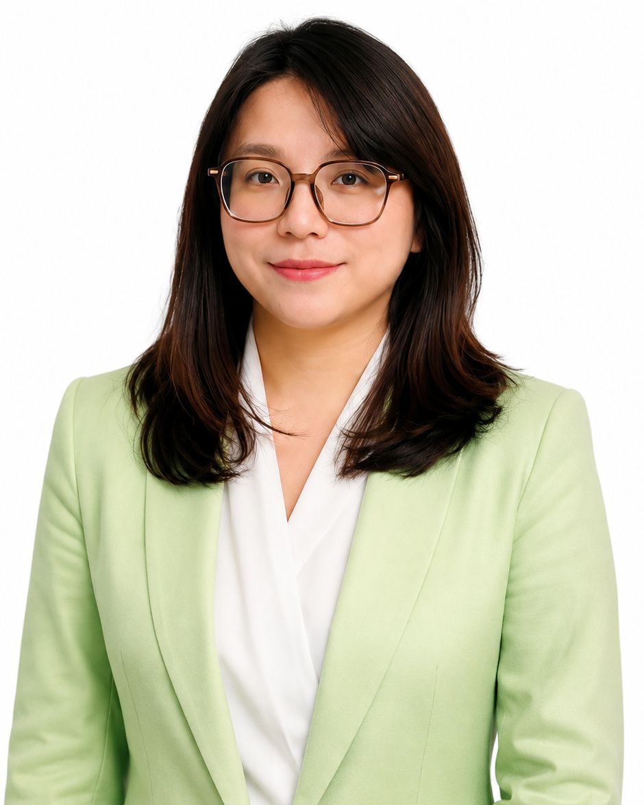 Portrait of Cecilia Chen, manager at Green & Sternfeld